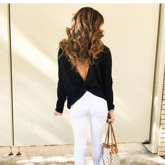 Meet your Posher, Jennifer - Picture 3 of 4